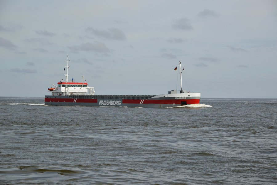 Transit: SPARBORG entering English South Coast at The Dover Strait