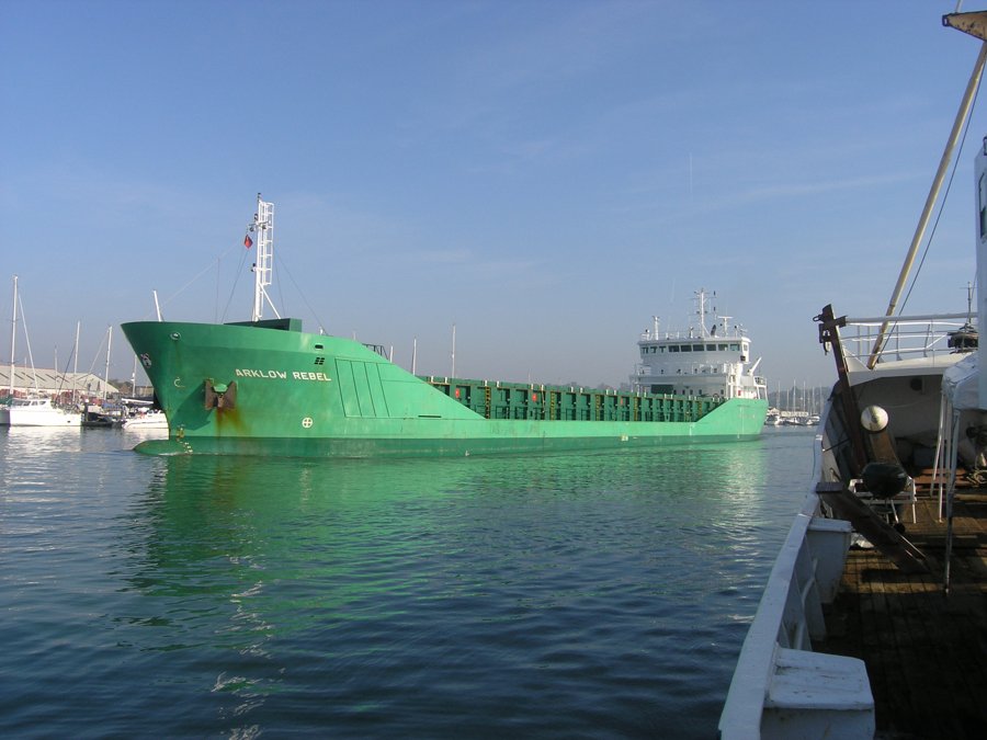 Transit: ASTRID ERIKA entering English South Coast at The Dover Strait