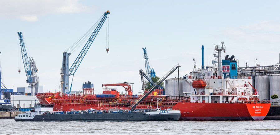  Irish Sea - NQ TULIPA transiting Irish Sea off Anglesey