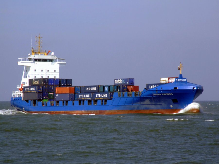Humber Departure: SAMSKIP EXPRESS     