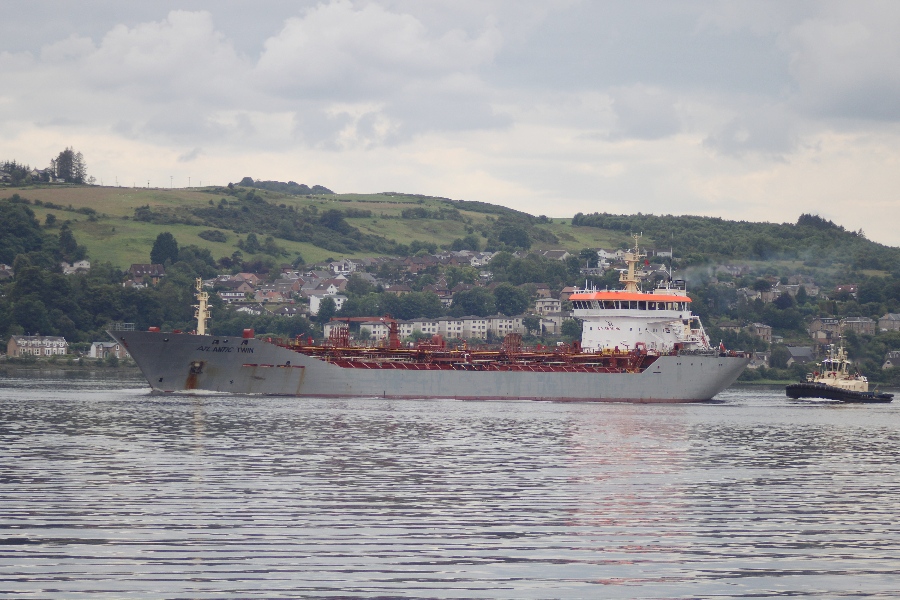 Transit: ATLANTIC TWIN        entering English South Coast at The Dover Strait