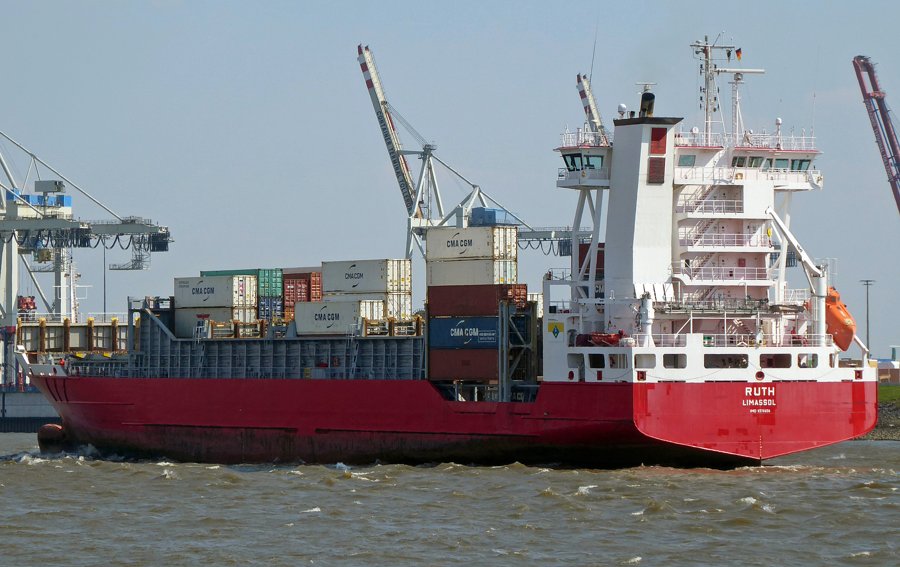  Irish Sea - RUTH transiting North Channel Belfast