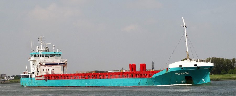 Transit: VERTOM MERIDIAAN entering English South Coast at The Dover Strait