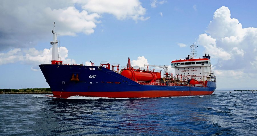 Scottish West Coast - OVIT                 transiting North Channel Gate