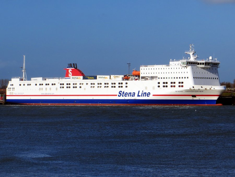 Humber Arrival: STENA TRANSPORTER