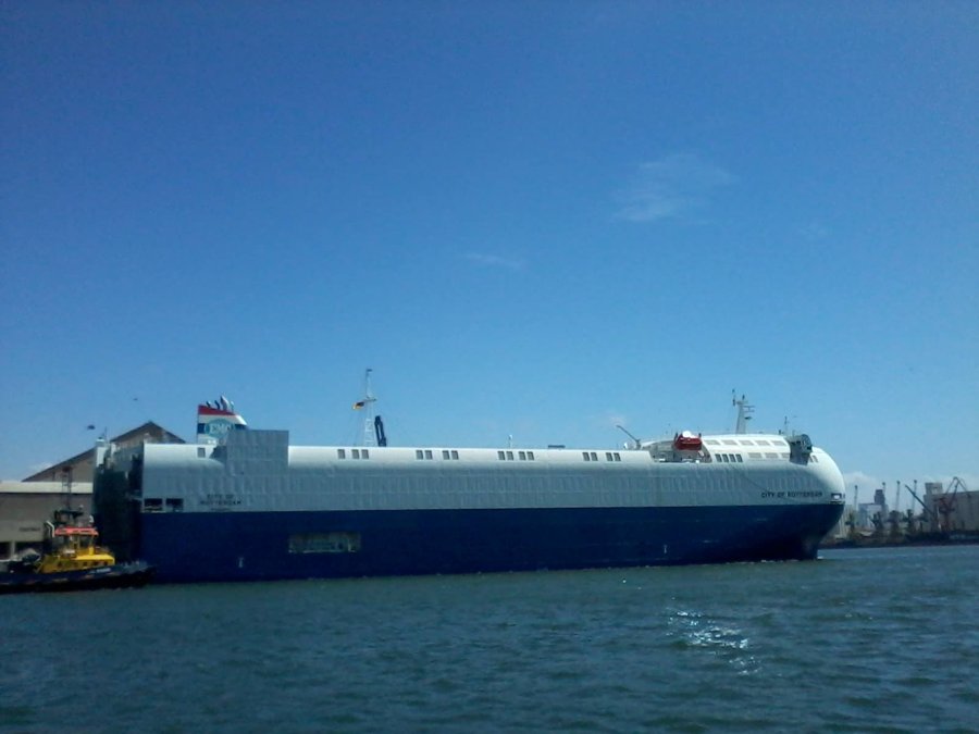 Transit: CITY OF ROTTERDAM    entering English South Coast at The Dover Strait
