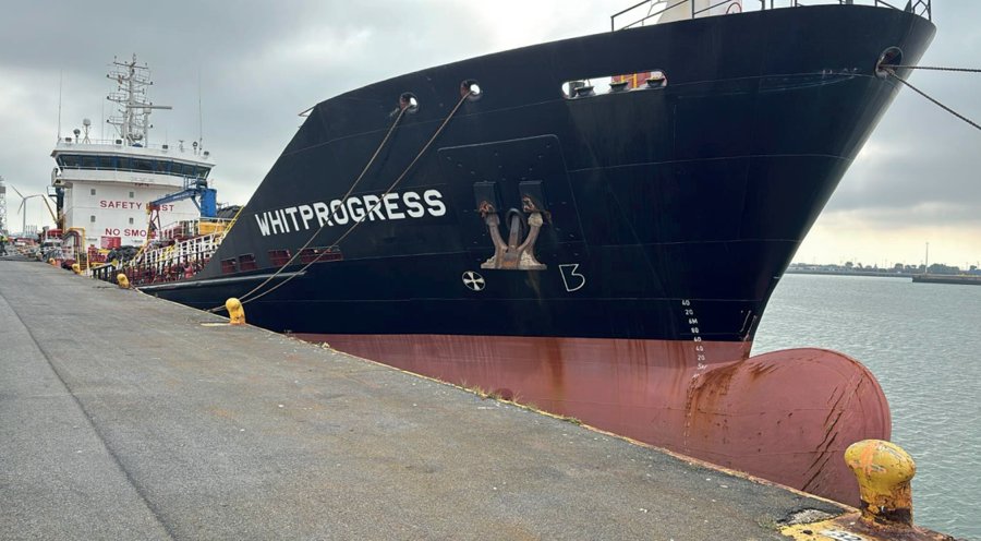 Transit: WHITPROGRESS entering English South Coast at The Dover Strait
