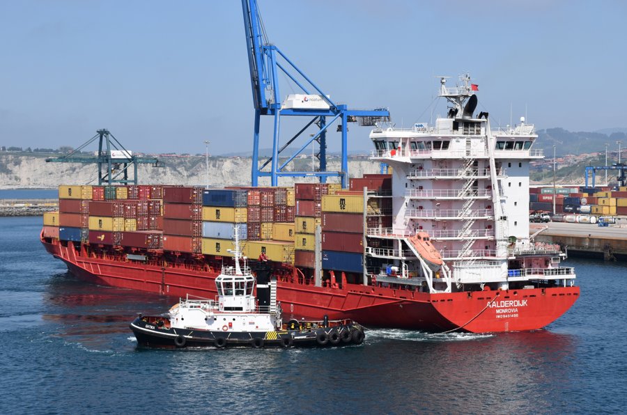 Transit: ESSENCE              entering English South Coast at The Dover Strait