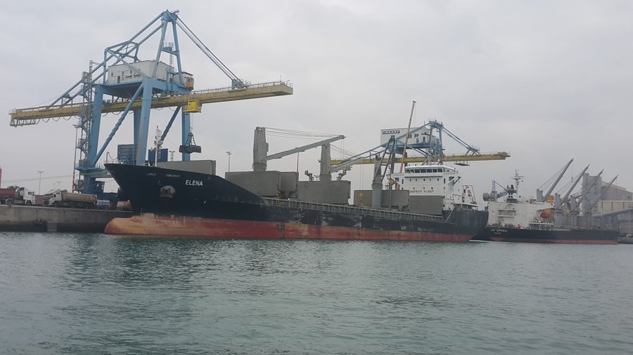  Irish Sea - ELENA                transiting Irish Sea off Wales
