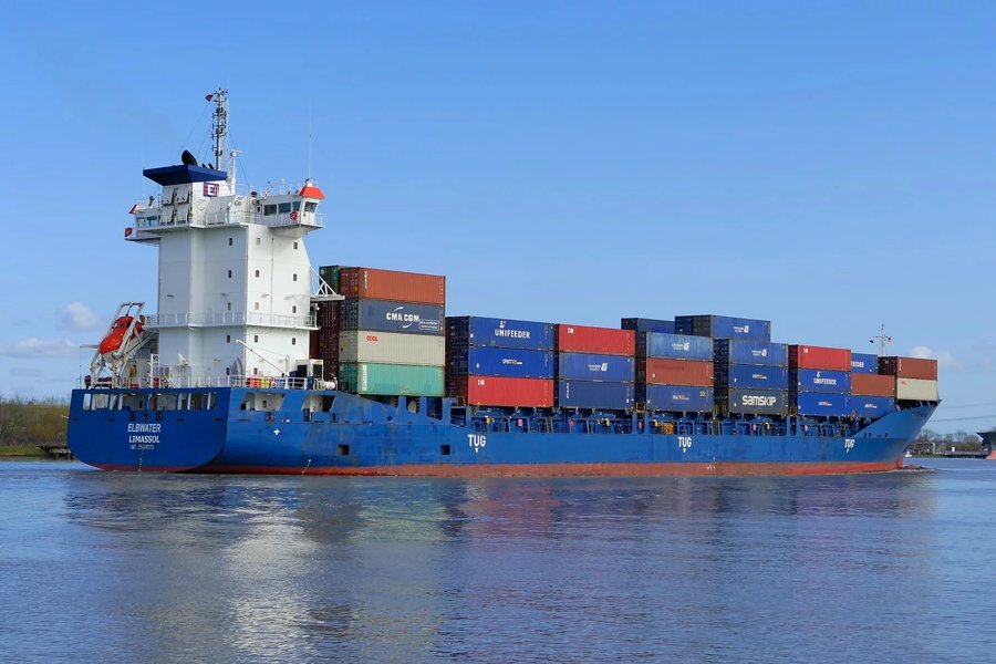 Transit: ELBWATER entering English South Coast at The Dover Strait