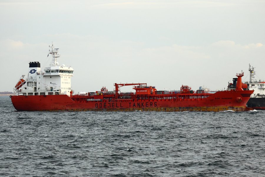 Humber Arrival: ROLAND ESSBERGER    