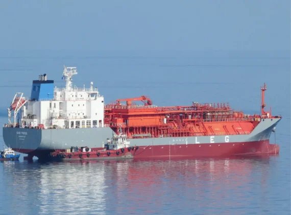 Transit: GAS JULI             entering English South Coast at The Dover Strait