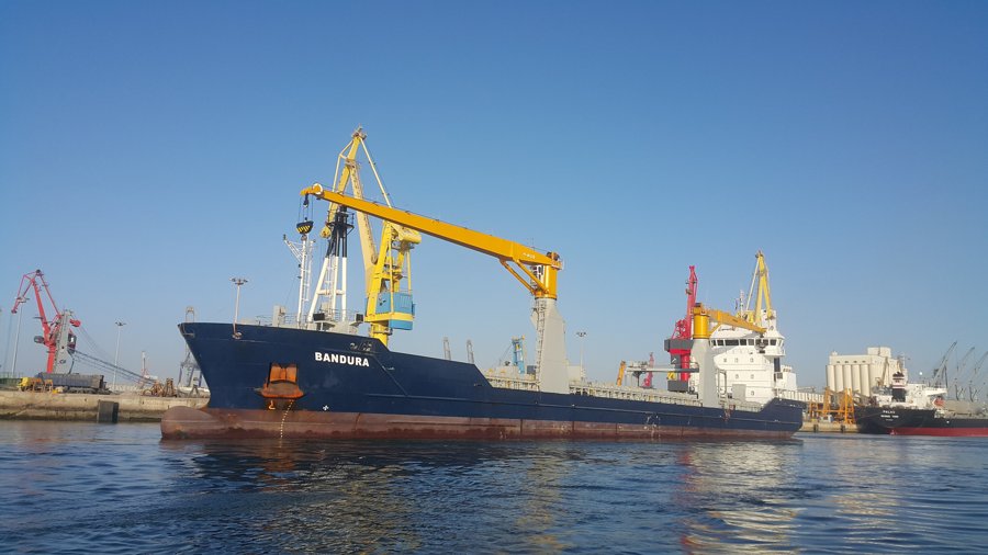 Transit: BANDURA              entering English South Coast at The Dover Strait