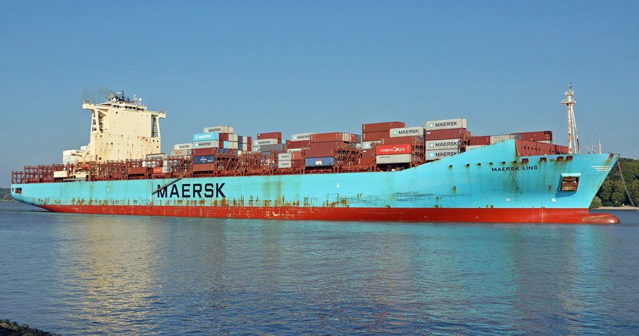 Southampton Departure: MAERSK LINS         