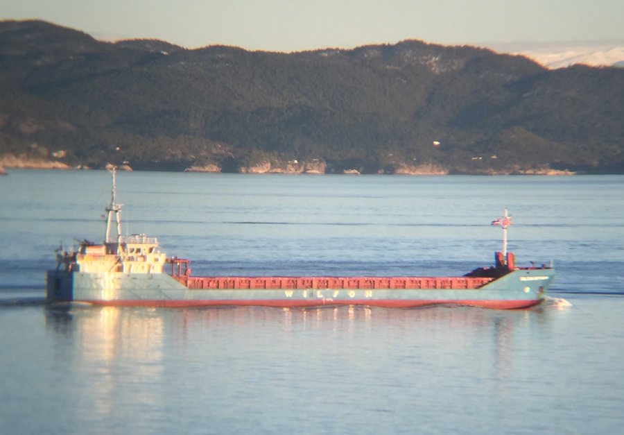 Humber Departure: WILSON ROTTERDAM