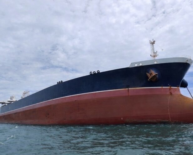 Transit: SEAJEWEL             entering English South Coast at The Dover Strait