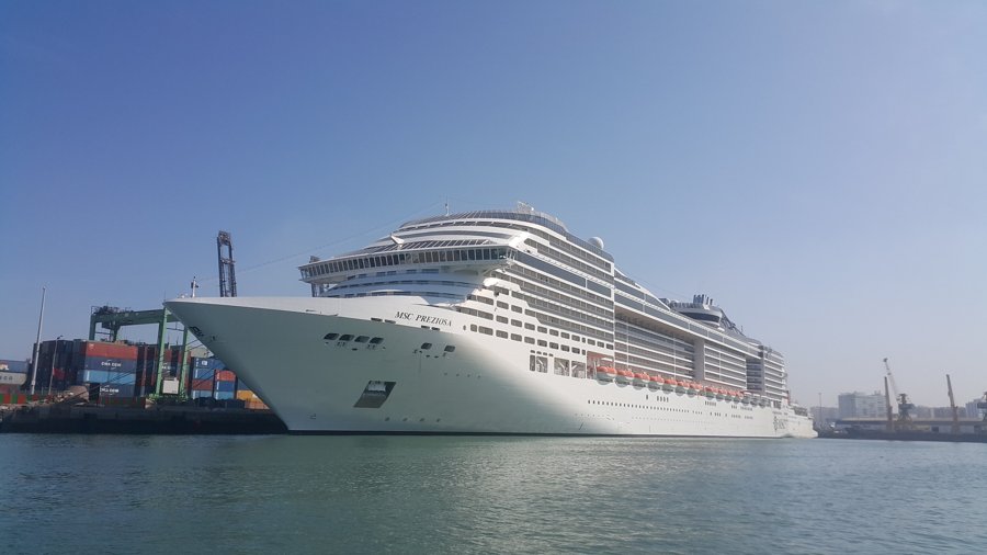  Scottish West Coast - MSC PREZIOSA transiting North Channel at Belfast
