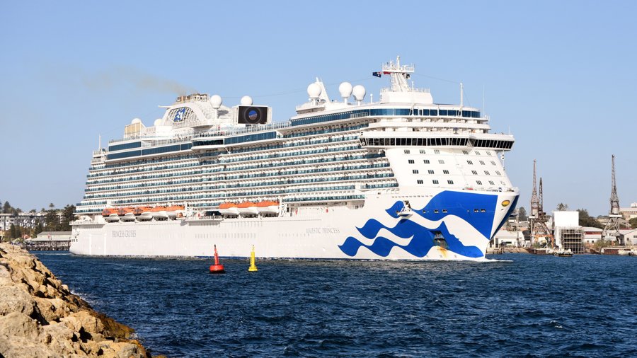  Scottish West Coast - MAJESTIC PRINCESS transiting Clyde Approaches
