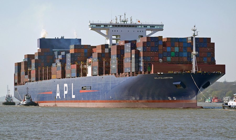Southampton Arrival: APL FULLERTON