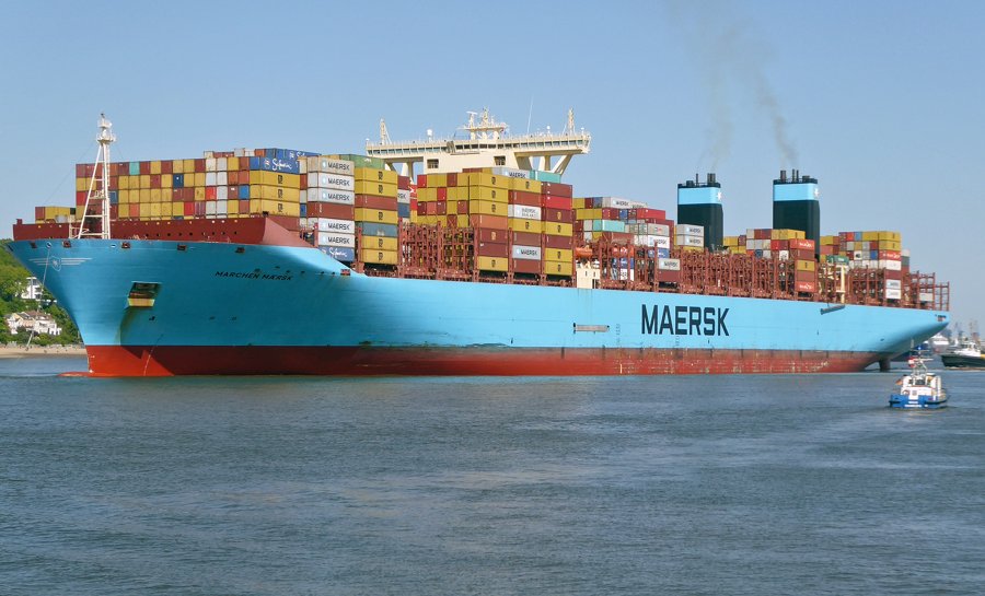 Thames Departure: MARCHEN MAERSK