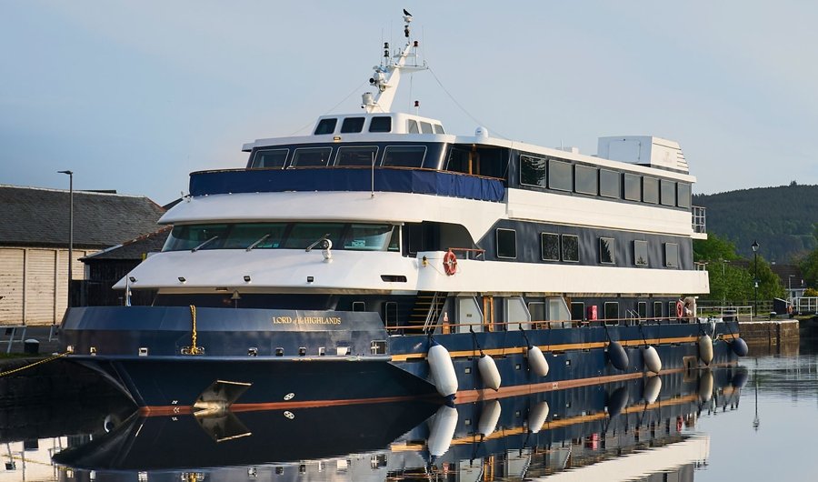  Scottish West Coast - LORD OF THE HIGHLAND transiting Inner Herbrides Seas