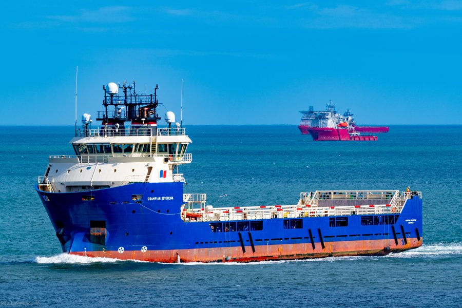 Aberdeen Departure: GRAMPIAN SOVEREIGN  