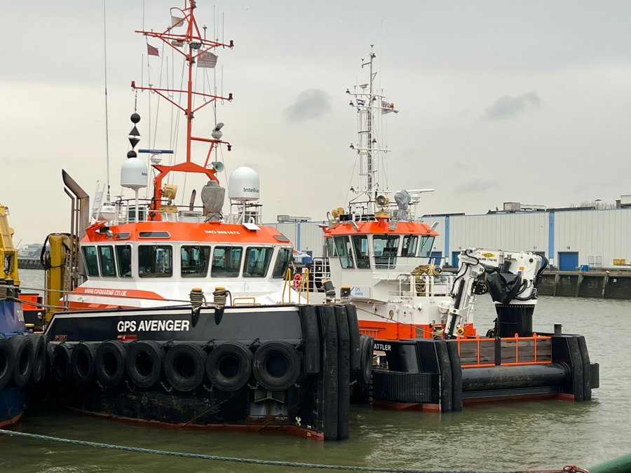  Scottish East Coast - GPS AVENGER          transiting Aberdeenshire Coast