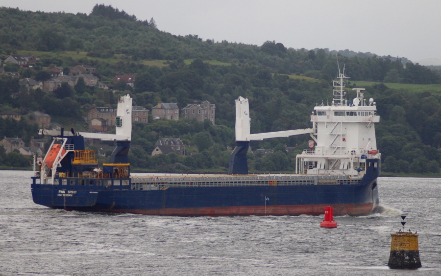 Transit: FWN SPIRIT entering English South Coast at The Dover Strait