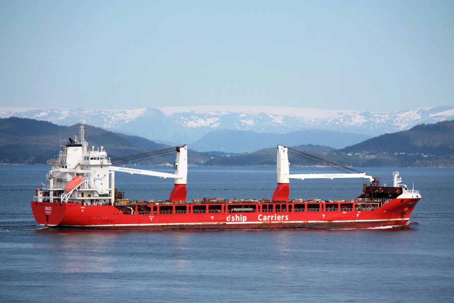 Transit: BRUCE                entering English South Coast at The Dover Strait