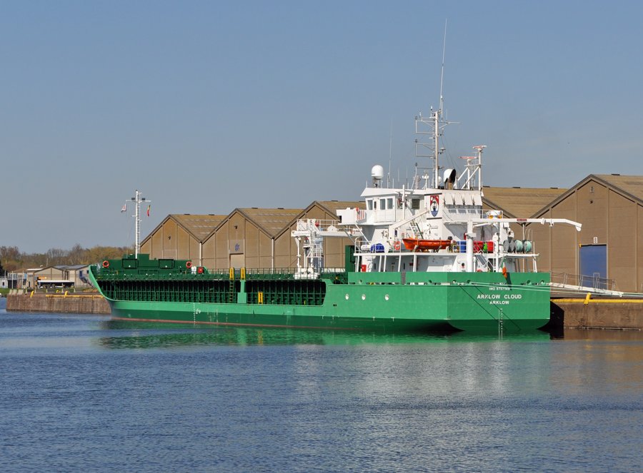 Transit: ARKLOW CLOUD         entering English South Coast at The Dover Strait