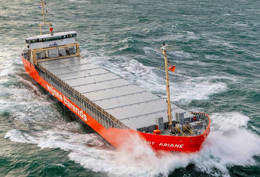 Transit: LADY ARIANE          entering English South Coast at The Dover Strait