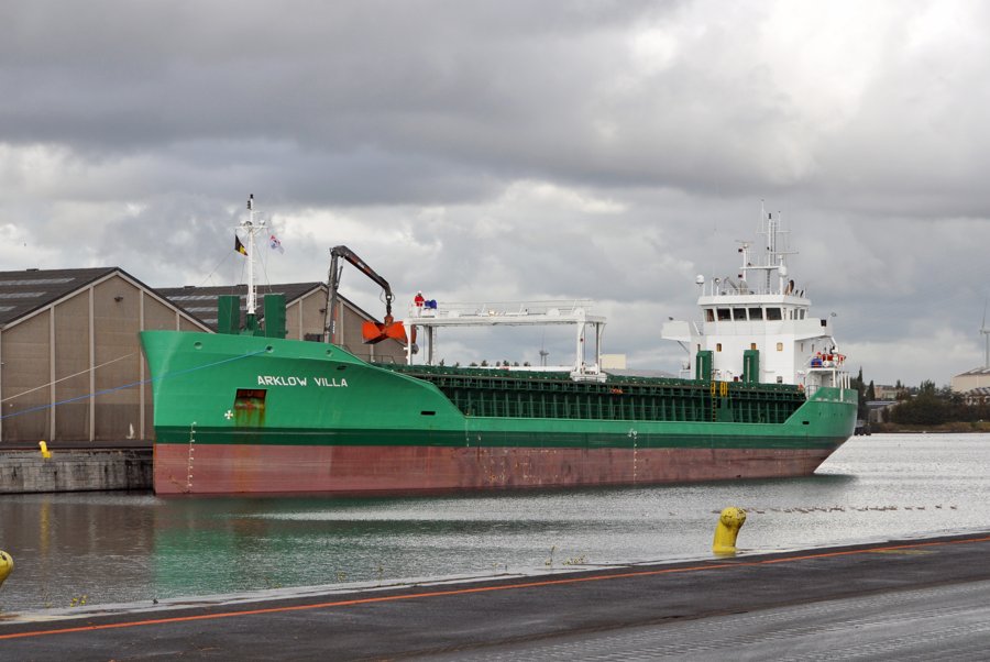 Transit: ARKLOW VILLA entering English South Coast at The Dover Strait