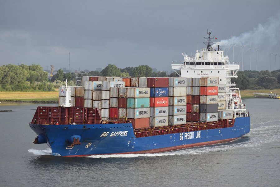 Transit: BG SAPPHIRE          entering English South Coast at The Dover Strait