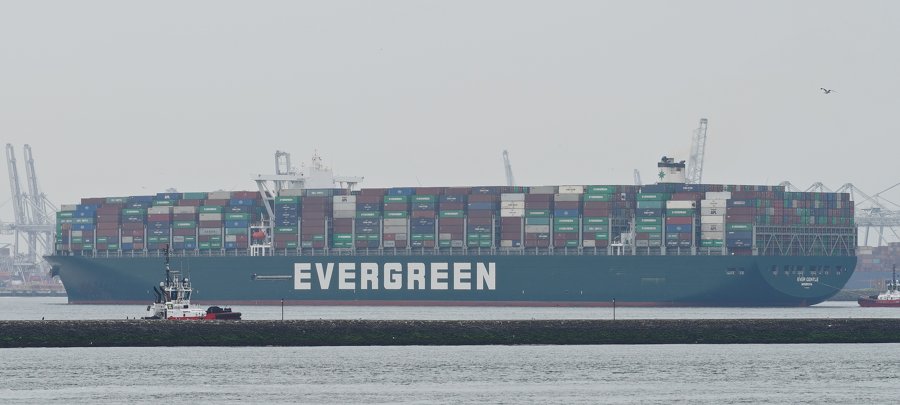 Transit: EVER GENTLE          entering English South Coast at The Dover Strait