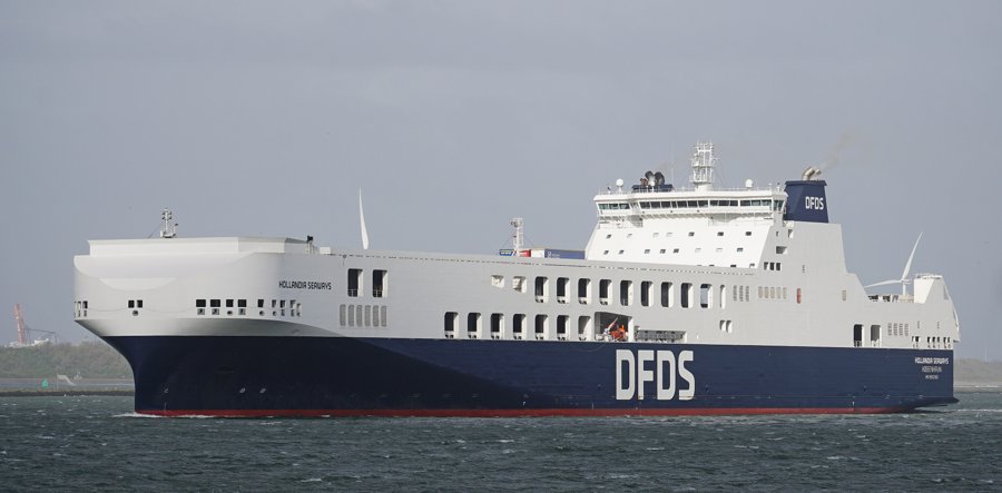 Humber Arrival: HOLLANDIA SEAWAYS