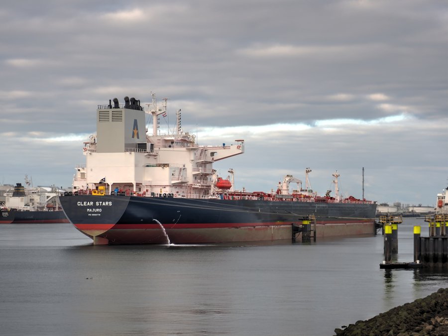 Photograph of the Crude Oil Tanker (Aframax / LR2): CLEAR STARS          (IMO: 9868778). Documented in UK and Regional Shipping Movements.