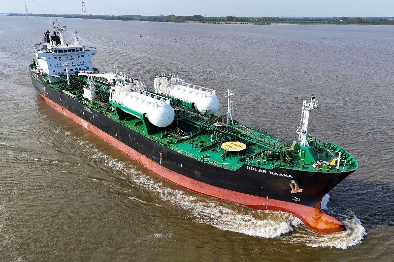 Photograph of the Chemical/Oil Products Tanker: SOLAR NAAMA          (IMO: 9887396). Documented in UK and Regional Shipping Movements.