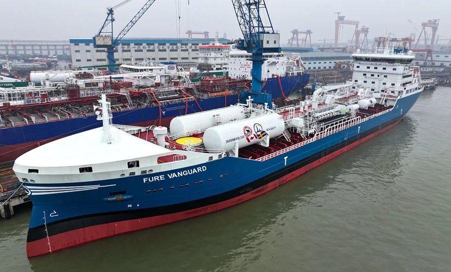 Photograph of the Chemical/Oil Products Tanker (Vinga-class): FURE VANGUARD        (IMO: 9963360). Documented in UK and Regional Shipping Movements.