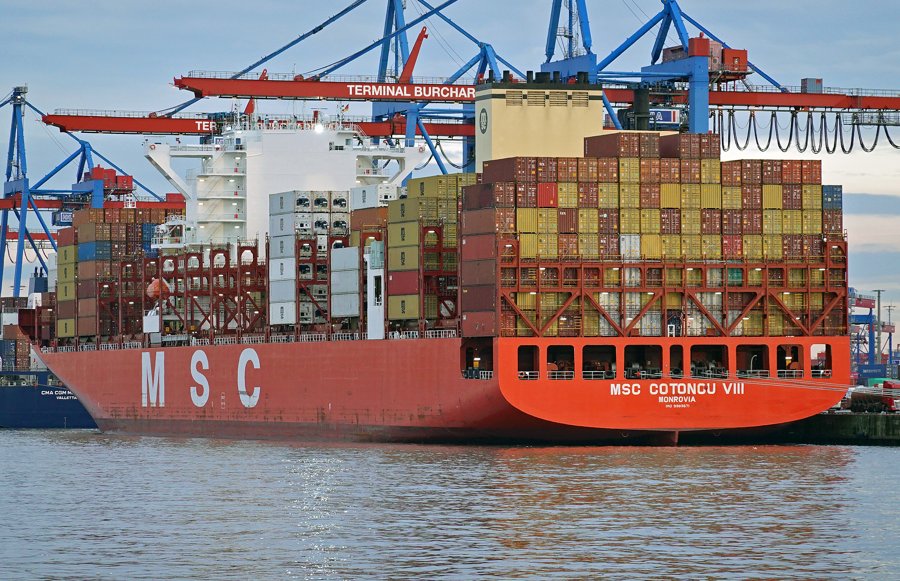 Transit: MSC COTONOU VIII     entering English South Coast at The Dover Strait