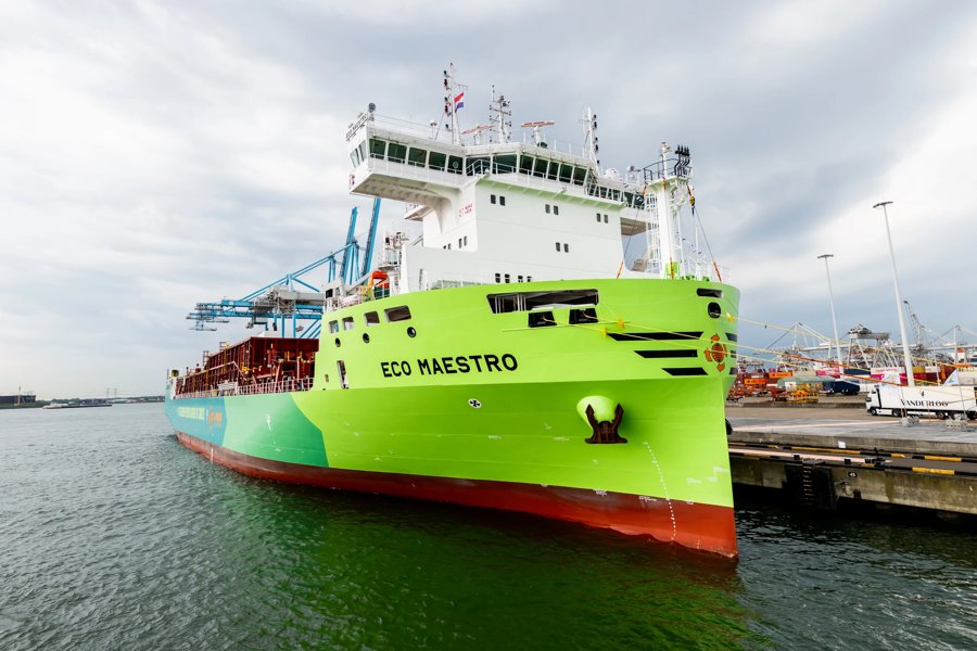 Transit: ECO MAESTRO          entering English South Coast at The Dover Strait